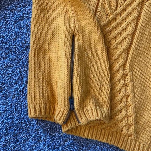 Roxy sweater size LG - Picture 5 of 6